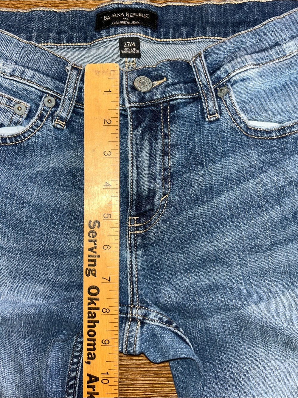 Banana Republic Women's Light Blue Girlfriend Jean Size 27/4 - Picture 6 of 9